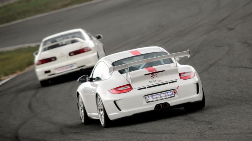 03513 porsche997gt3 2560x1440