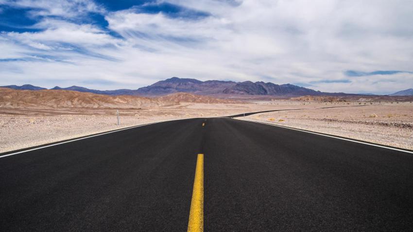 03558 intodeathvalley 2560x14402160