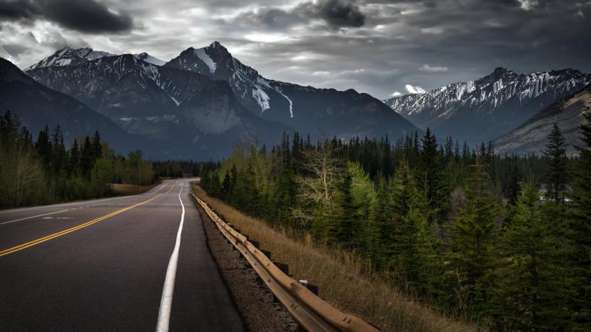 03850 stormyroad 2560x1440