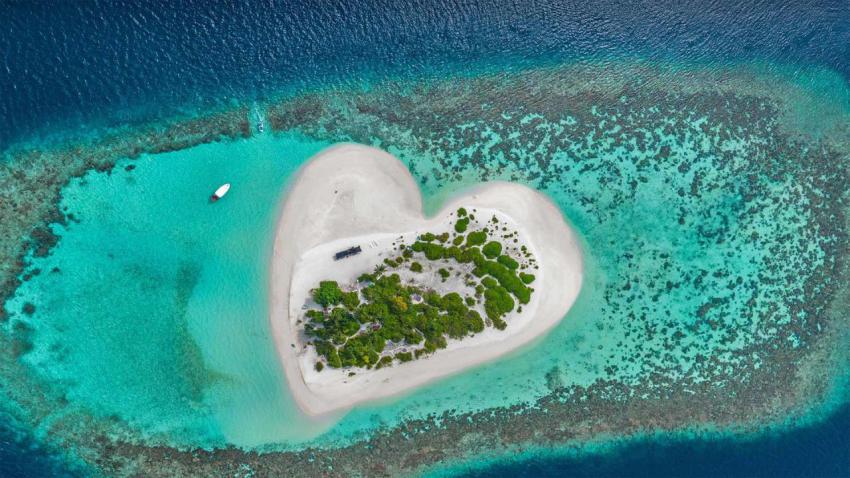 MaldivesHeart 1920x1080