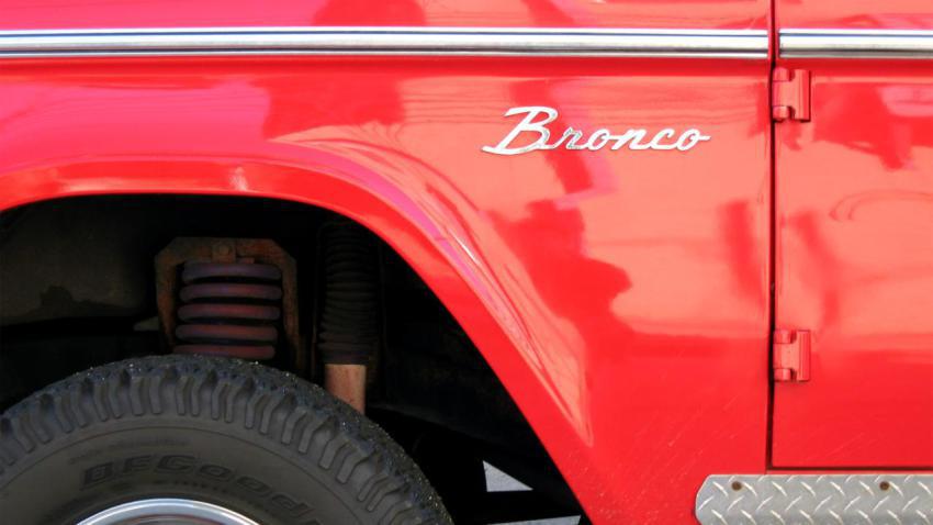 00675 fordbronco 2560x1440