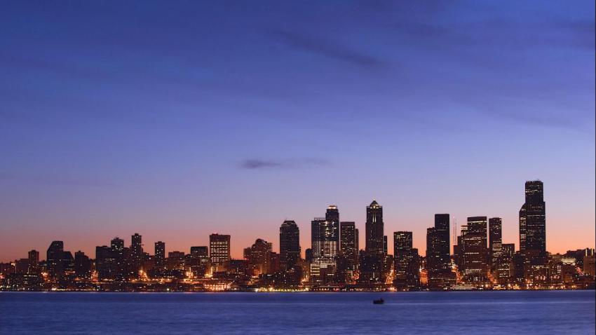 00724 seattleatdawn 2560x1440