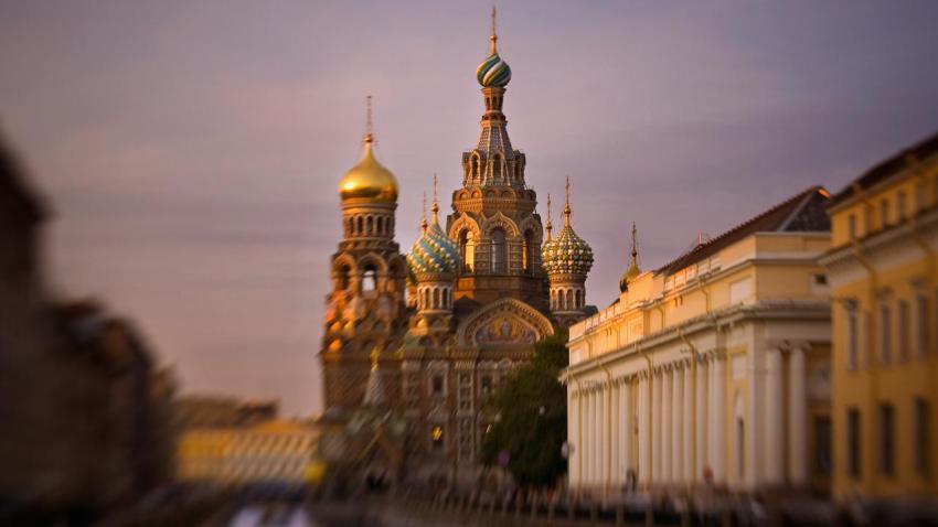 00928 stpetersburgatsunset 2560x1440
