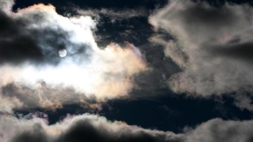 01079 breakthrough 2560x1440