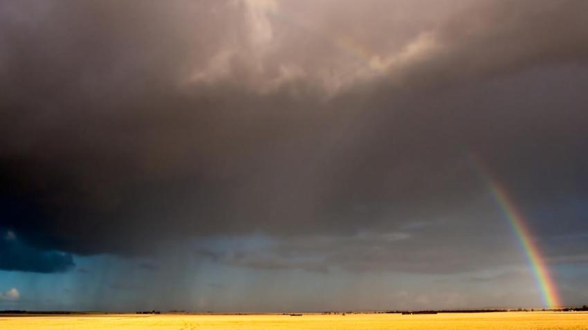 02094 rainandrainbow 2560x1440