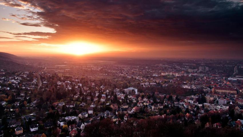 02093 endofday 2560x1440