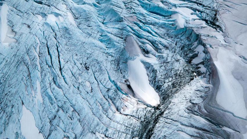 02318 blueglacier 2560x1440