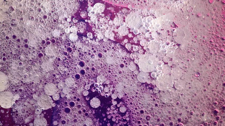 02426 doublebubbles 2560x1440
