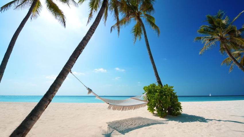 02489 aplaceinthesun 2560x1440