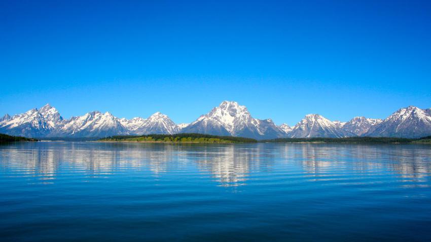 02635 tetonreflection 2560x1440