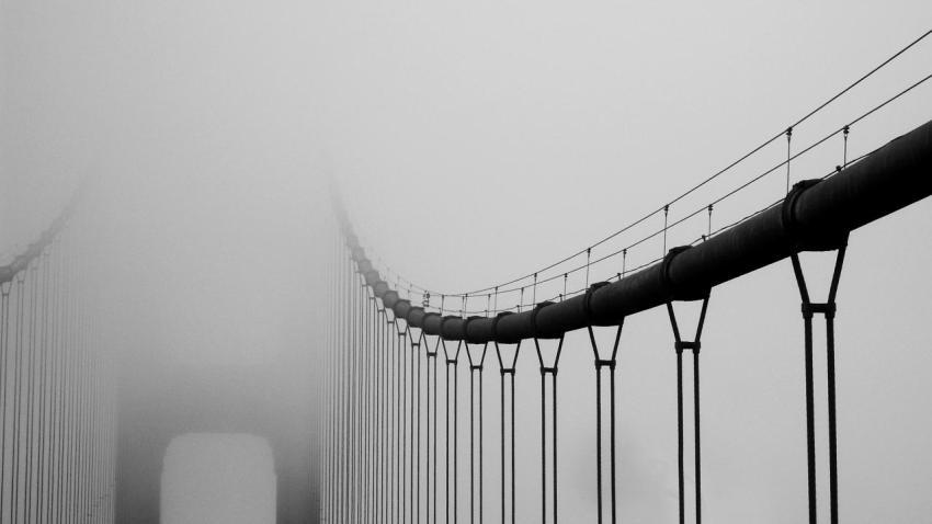 02723 vanishingbridge 2560x1440